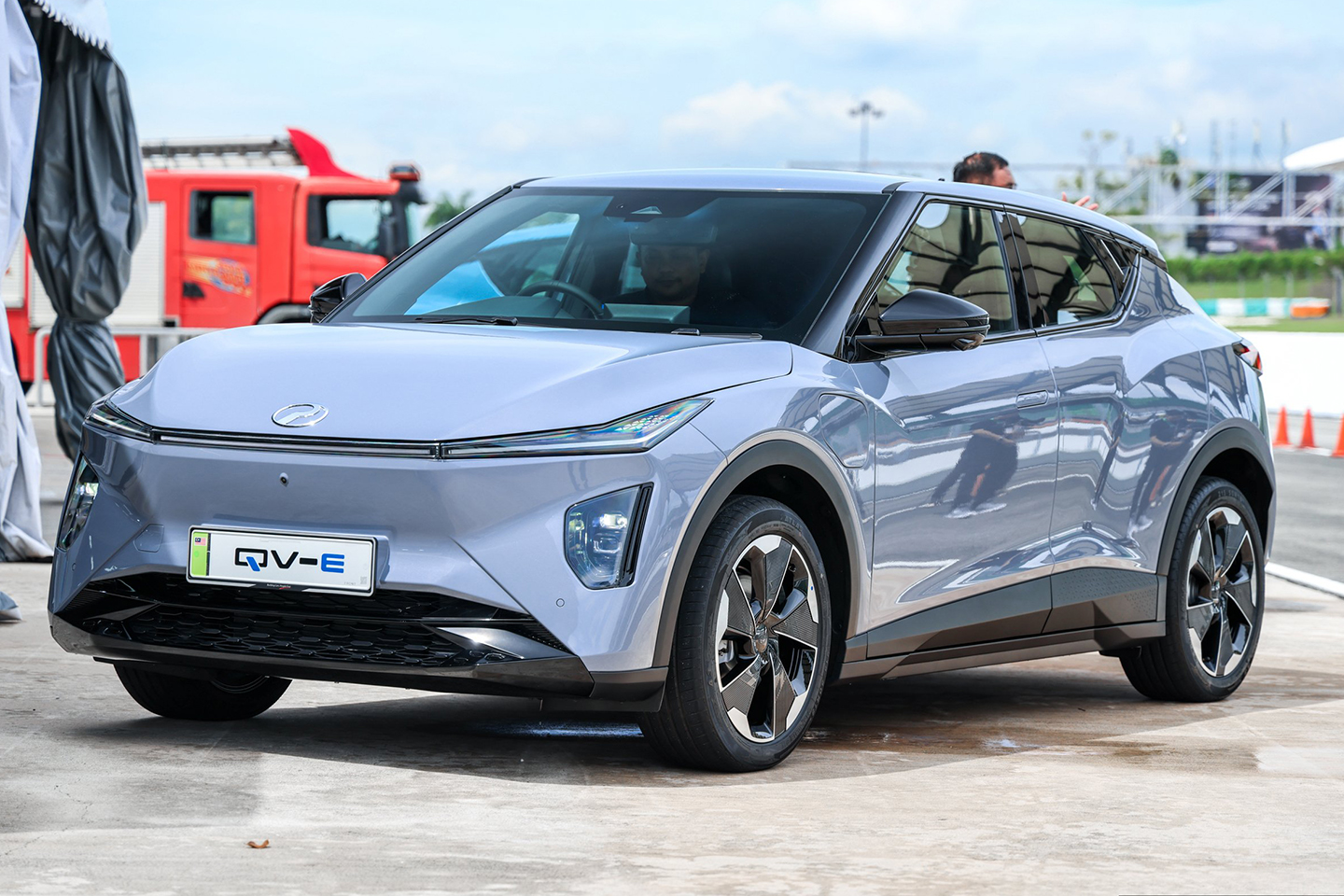 mobil baru, mobil listrik, perodua, Rival, Perodua QV-E, Kalau Perodua QV-E Masuk Indonesia, Rival-Rival Ini Mesti Was-Was