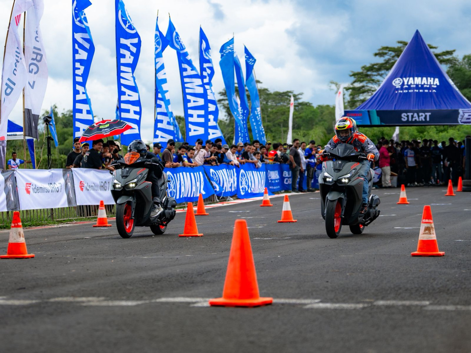 yamaha aerox, oli yamalube, Yamalube Turbo Matic, Yamaha Cup Race 2025, Drag Battle, Yamalube Turbo Matic Drag Battle Disambut Fantastis, Kelebihan Oli Jadi Sorotan