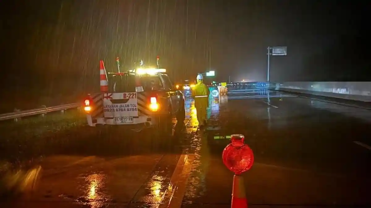 Tol trans sumatera, Tol Sigli-Banda Aceh, Tol Padang-Sicincin, Tol Binjai-Pangkalan Brandan, Banjir dan Longsor Sumatera, Tiga Ruas Vital Tol Trans Sumatera Diawasi Ketat BPJT, Tanah Tergerus Nyaris Lumpuh