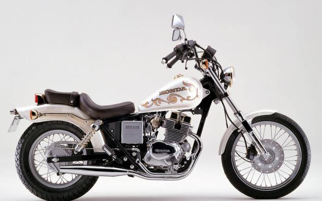 honda, honda rebel 250, honda rebel, cruiser, Punya Tampang Macho, Cruiser Jadul Honda Ini Ternyata Konsumsi Bensinnya Irit Juga