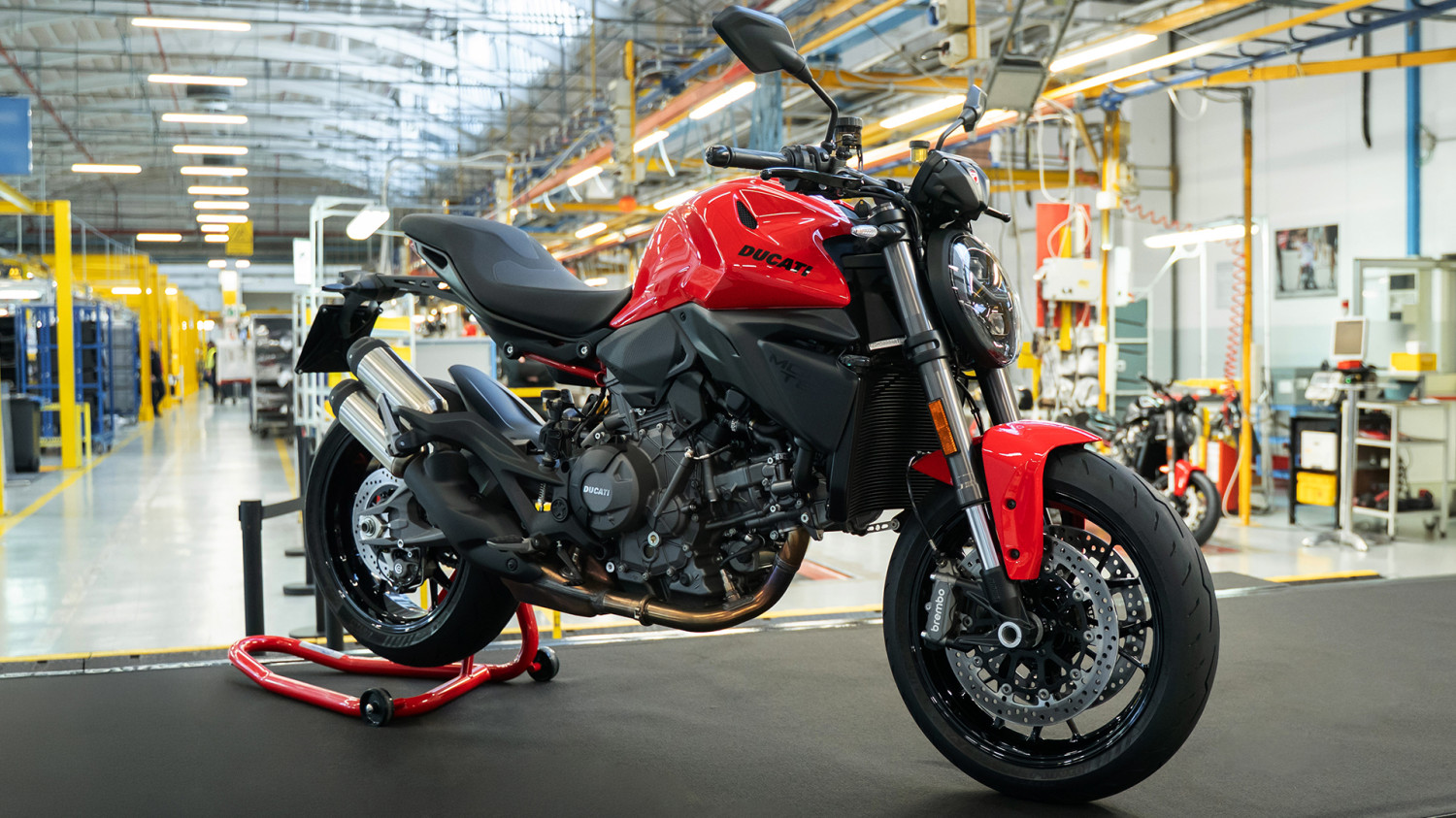 ducati monster, Ducati Monster V2 2026, Ducati Monster 2026, Ducati Monster Facelift, Spesifikasi Ducati Monster, Ducati Monster V2 Facelift 2026 Resmi Keluar Pabrik, Tersedia di Dealer Mulai Bulan Kedua