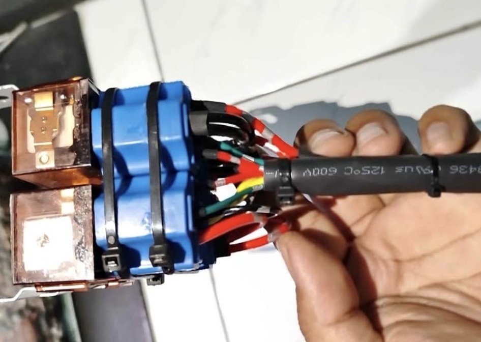 mobil, listrik, lampu, kabut, fog lamp, relay, Fog Lamp Mobil Sering Mati Mendadak? Relay Bisa Jadi Penyebabnya