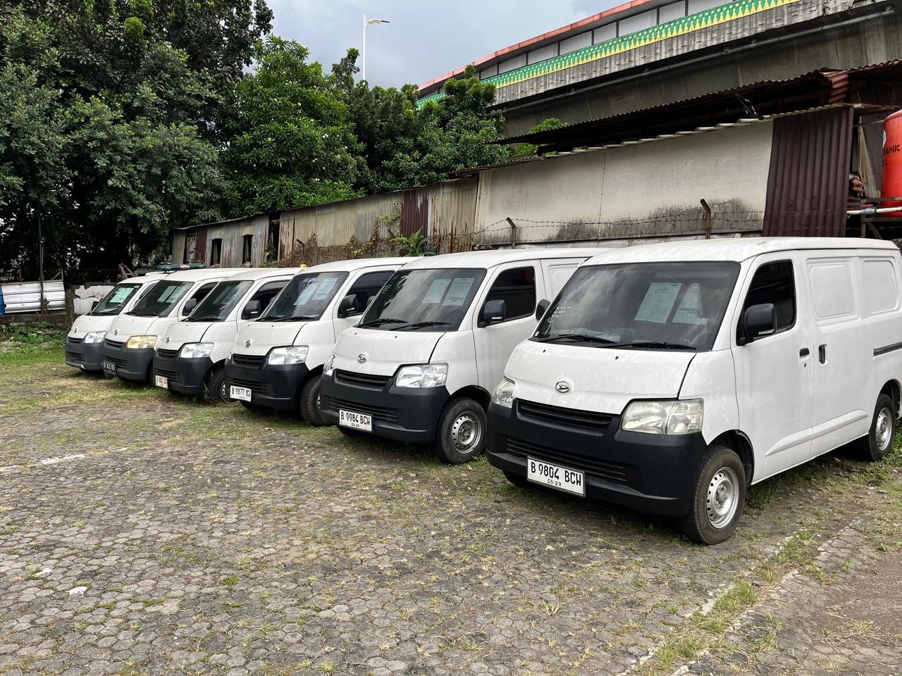 Lelang, daihatsu gran max, mobil bekas, Auksi, Bukan Avanza atau Innova, Ternyata Daihatsu Gran Max Bekas yang Kini Dicari-cari Orang