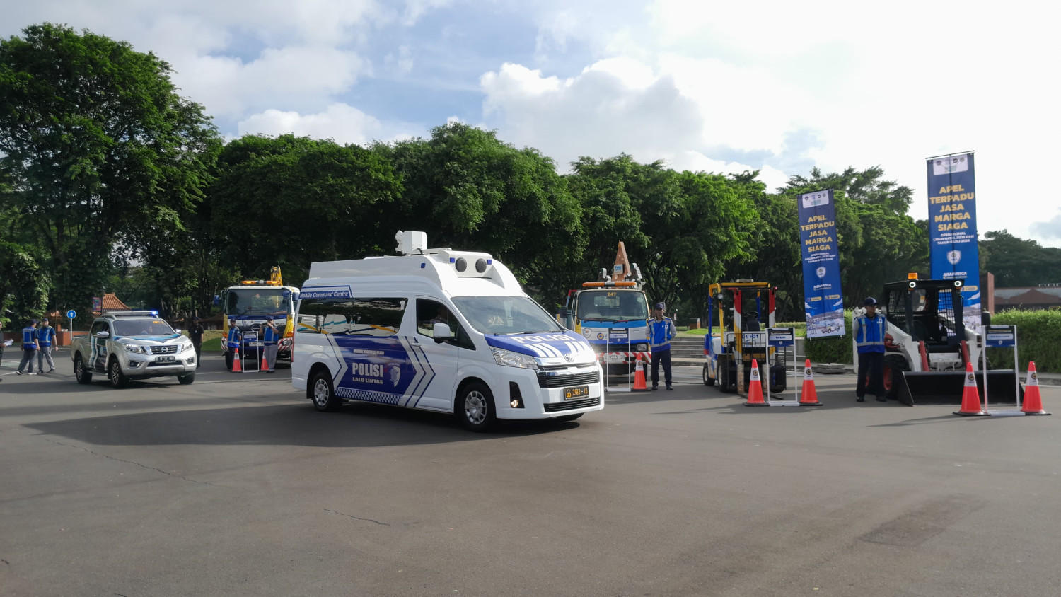 mobil derek, Jasamarga, nataru, Rescue, Ambulans, hingga Mobile Pump Inilah Armada Jasa Marga Hadapi Nataru