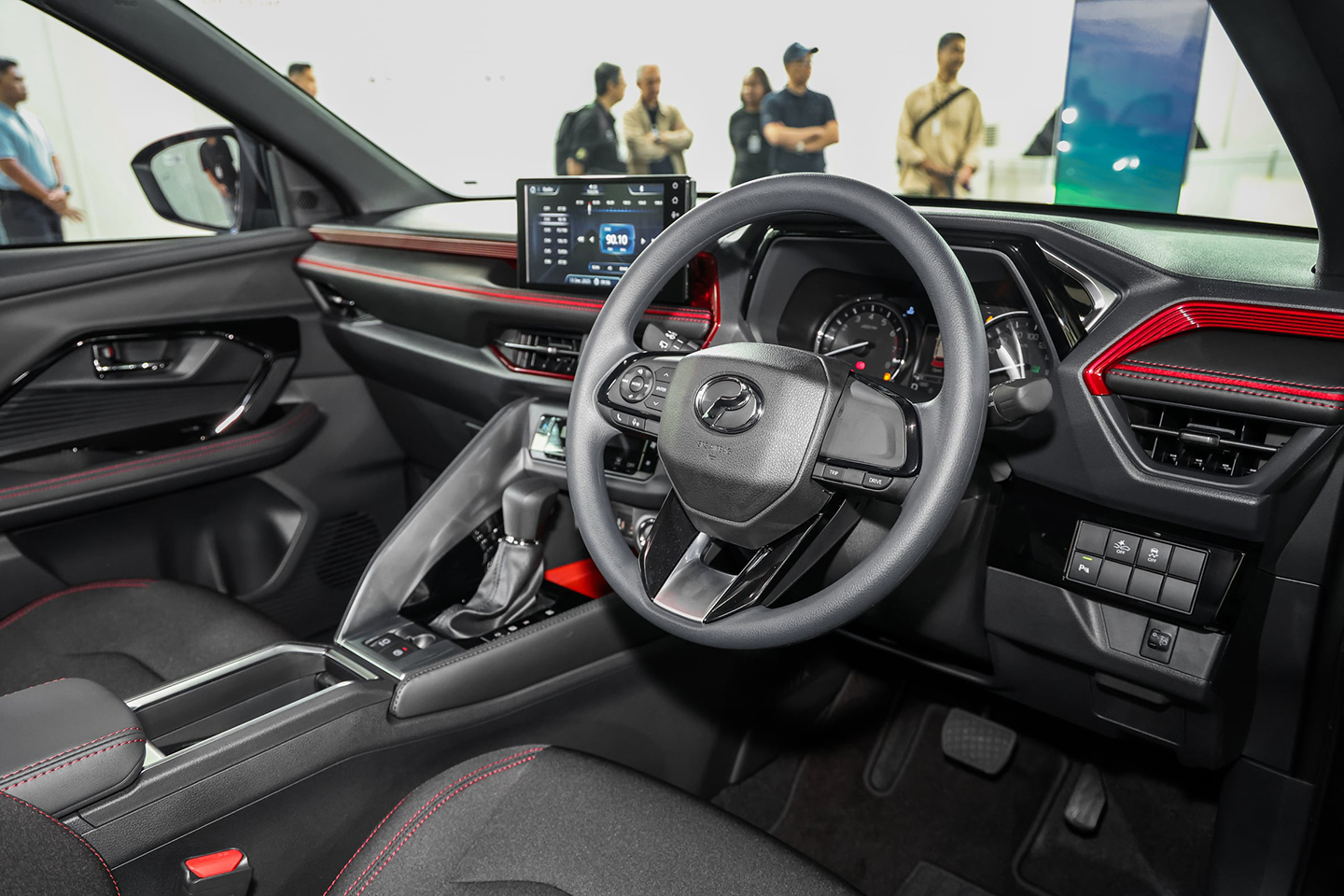 toyota, perodua, Toyota Yaris Cross, Mobil Baru 2025, Perodua Traz, Perodua Traz Kembaran Yaris Cross. Belum Hybrid, Tapi Canggih dan Irit