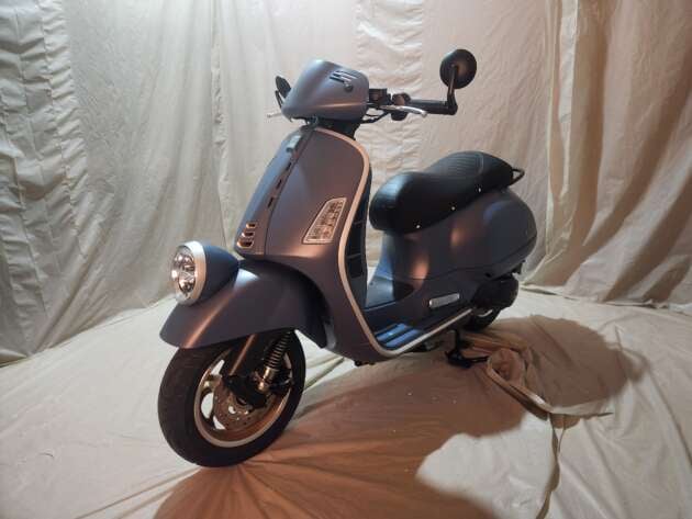 Vespa Officina 8 GTV 300, Vespa Officina 8 Sprint 150, Pakai Kelir Legendaris, Vespa Officina 8 GTV 300 dan Sprint 150 Rilis Meluncur