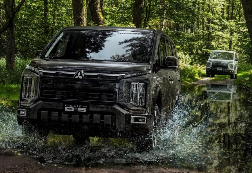 jepang, mitsubishi, mobil baru, Mitsubishi Delica D:5, delica d:5, Tampil Garang ala Mobil Petualang, Inilah Penampakan Mitsubishi Delica D:5 Terbaru