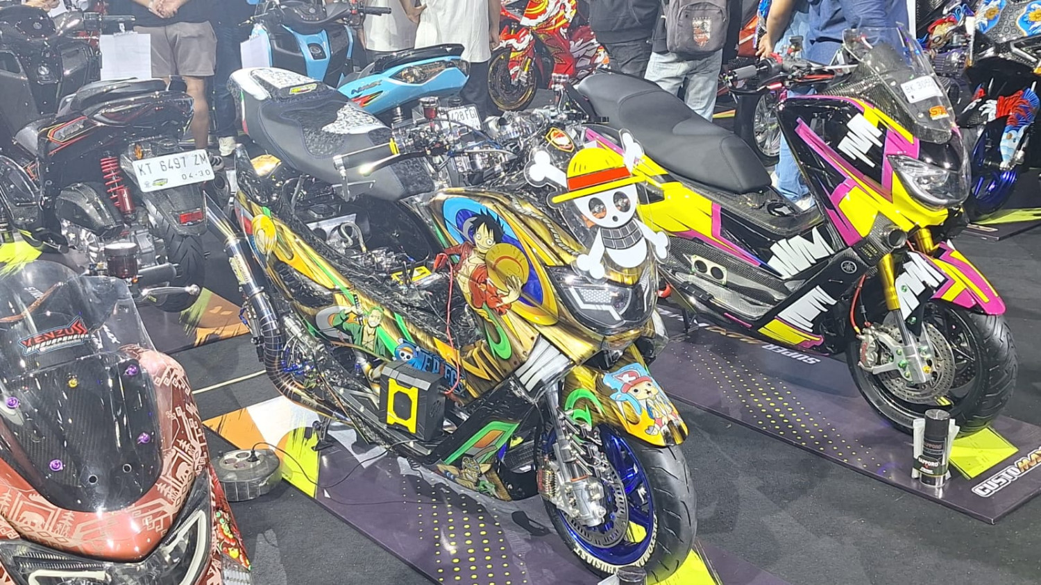 yamaha, yamaha nmax, CustoMAXi 2025, supermaxi, Angkat Tema One Piece, Yamaha NMAX Asal Makassar Jadi Juara di Final CustoMAXI 2025