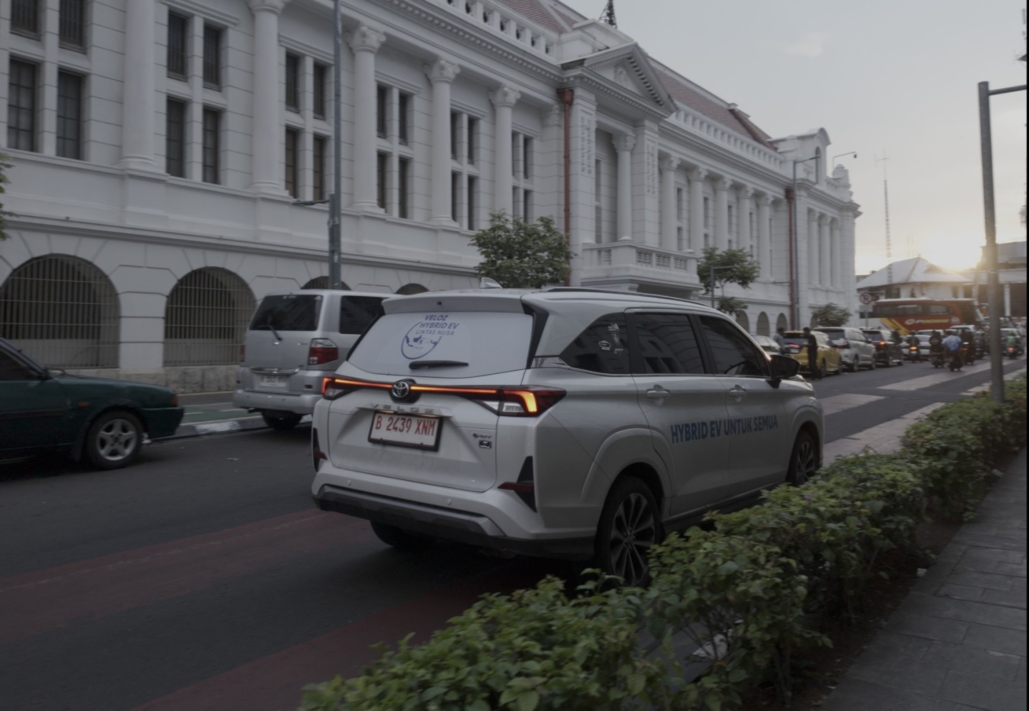 toyota astra motor, veloz hybrid, Hybrid EV Lintas Nusa, Tercatat, Ini Konsumsi BBM Veloz Hybrid EV Lintas Nusa Di Seputaran Jakarta