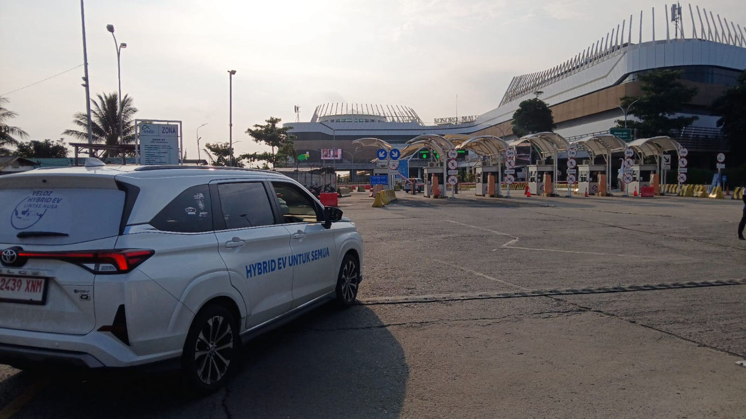toyota astra motor, veloz hybrid, Hybrid EV Lintas Nusa, Tim Veloz Hybrid EV Lintas Nusa Mulus Seberangi Selat Sunda, Patuhi Syarat Ini