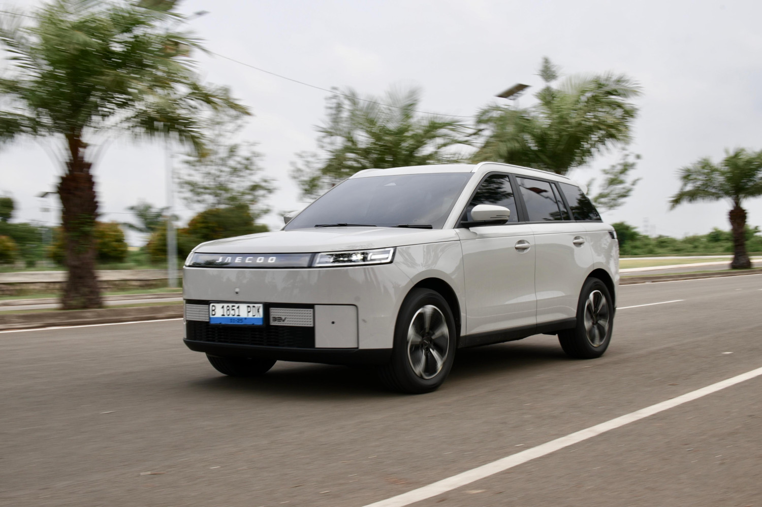 Chery Omoda E5, Omoda E5, Jaecoo J5 EV, j5 ev, Adu Kencang Saudara Kandung Beda Wujud JAECOO J5 EV Vs Chery Omoda E5