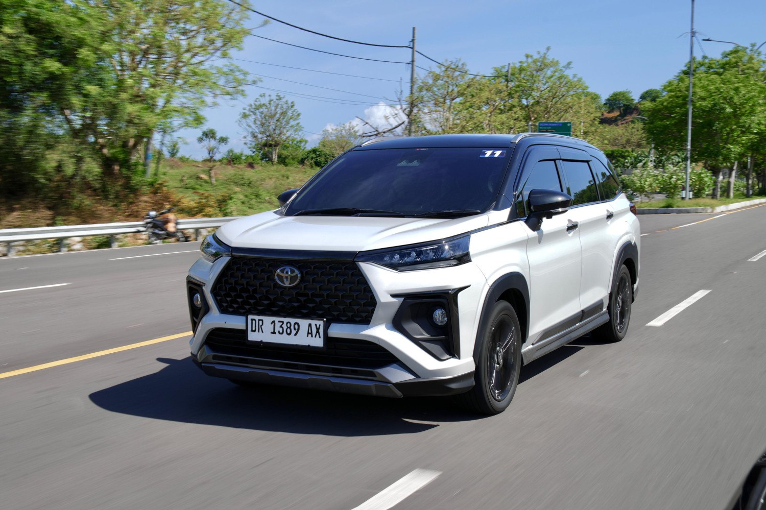 toyota veloz, Toyota Veloz Hybrid, veloz hybrid, Konsumsi BBM Toyota Veloz Hybrid, Maksimalkan Efisiensi Toyota Veloz Hybrid, Geser Tuas Ke Mode B
