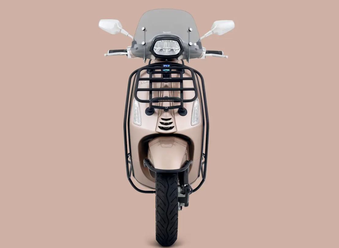 thailand, vespa, skutik, vespa matic, Vespa Sprint Tech 150 i-Get ABS Touring Edition, Bergaya Skutik Touring Kalcer, Vespa Sprint Edisi Spesial Ini Cuma Dibikin 400 Unit