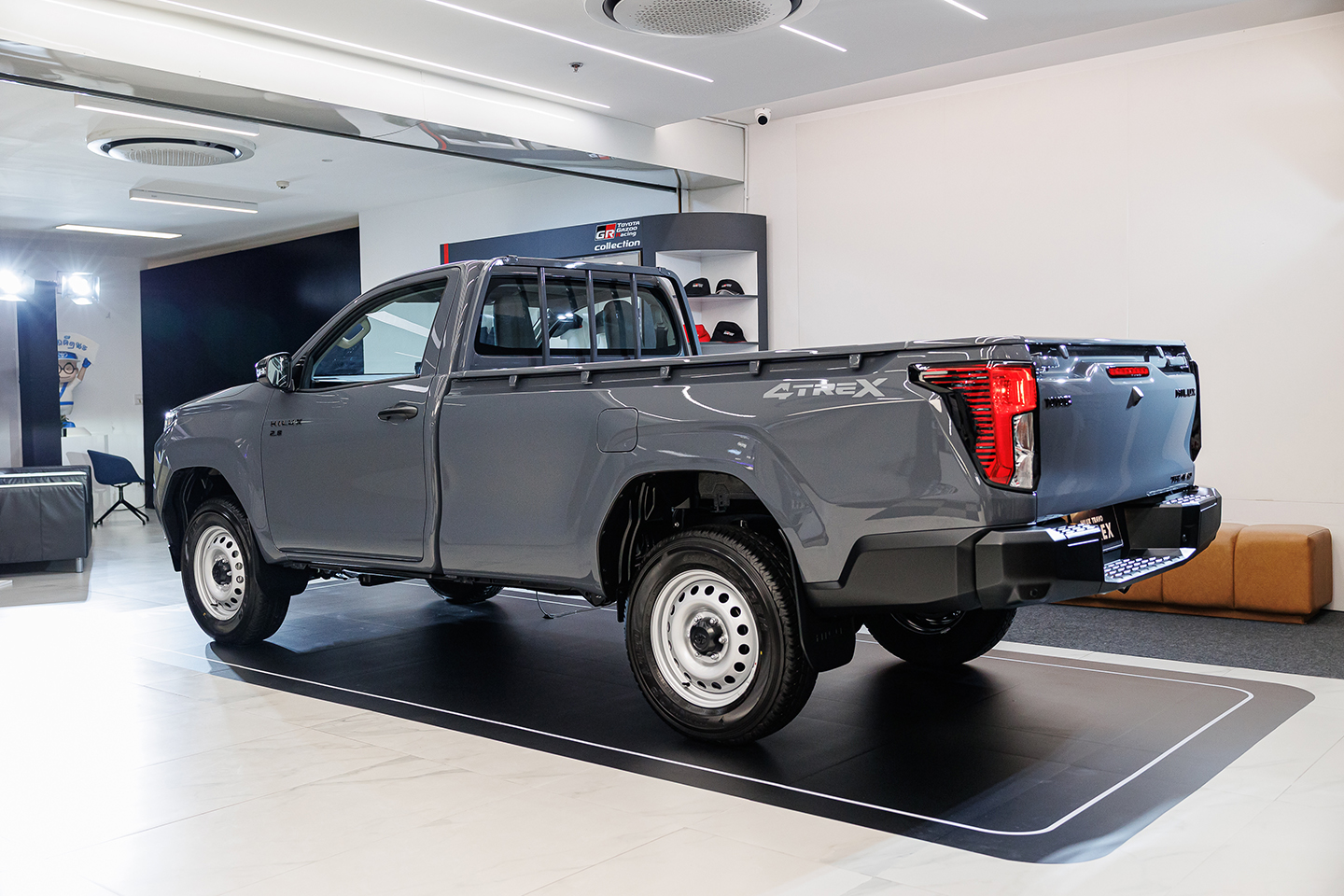 toyota, mobil baru, thailand, toyota hilux, Toyota Hilux Travo, Toyota Hilux Travo Versi Pendek, Bisa Jadi Jagoan Tambang Nih