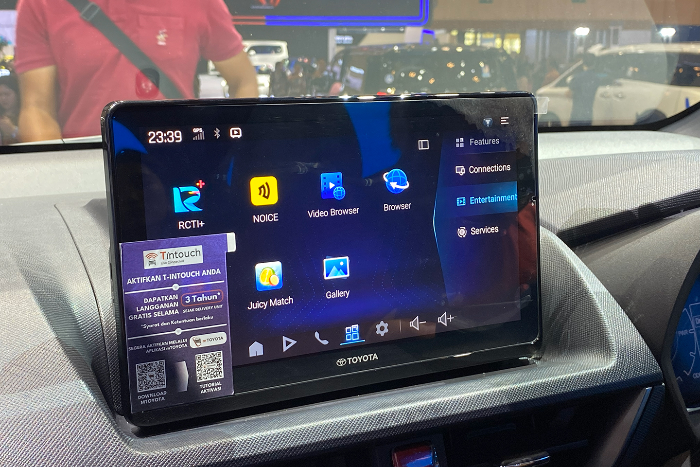 toyota, mobil baru, fitur, head unit, Toyota Veloz Hybrid, Headunit Superior Ada Di Toyota Veloz HEV, Bisa Streaming Lho