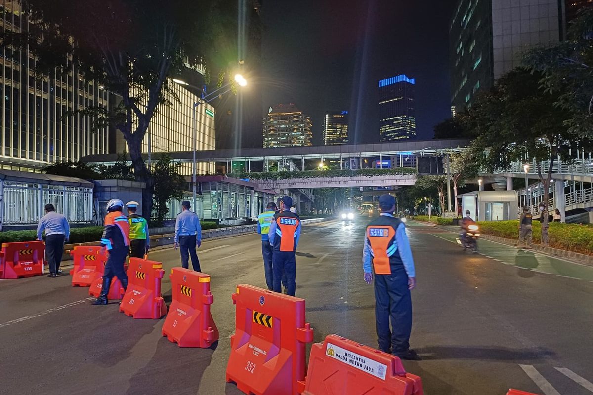 Jalan Sudirman-Thamrin, Penutupan Jalan di Jakarta, perayaan tahun baru di jakarta, Tahun Baru 2026, Harap Maklum, 33 Ruas Jalan di Jakarta Ditutup Mulai Sore Ini Pukul 18:00 WIB