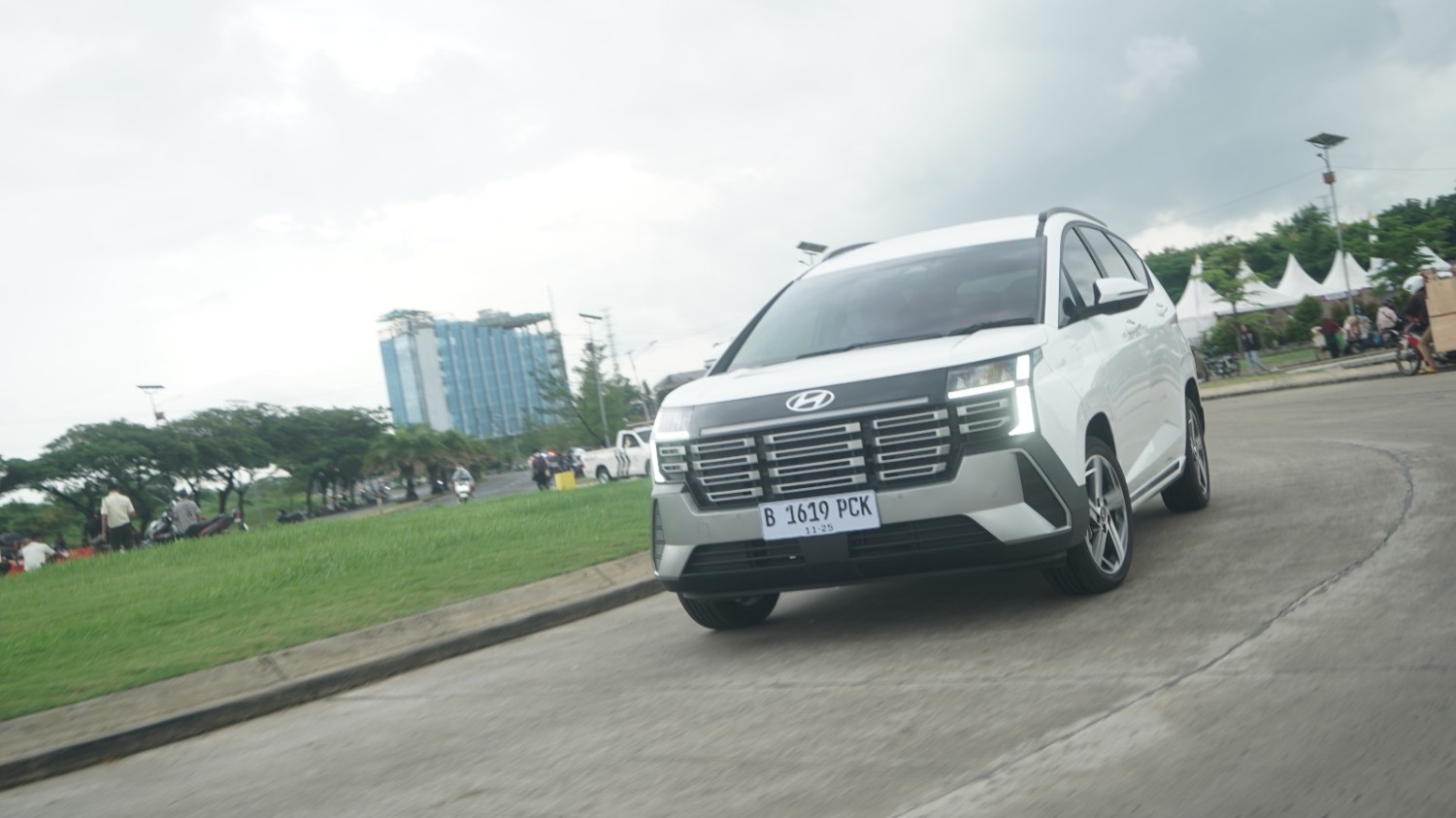 small mpv, Stargazer, Hyundai Stargazer, Hyundai Stargazer Cartenz, Stargazer Cartenz, Ini Daftar Harga Hyundai Stargazer Cartenz Di Ujung Tahun 2025
