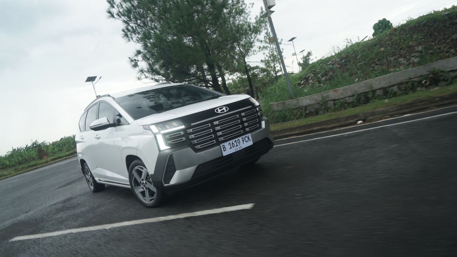 Hyundai, Hyundai Stargazer, Stargazer X, Stargazer Cartenz, Ini Alasan Hyundai Masih Jual Stargazer Dan Stargazer X Model Lama