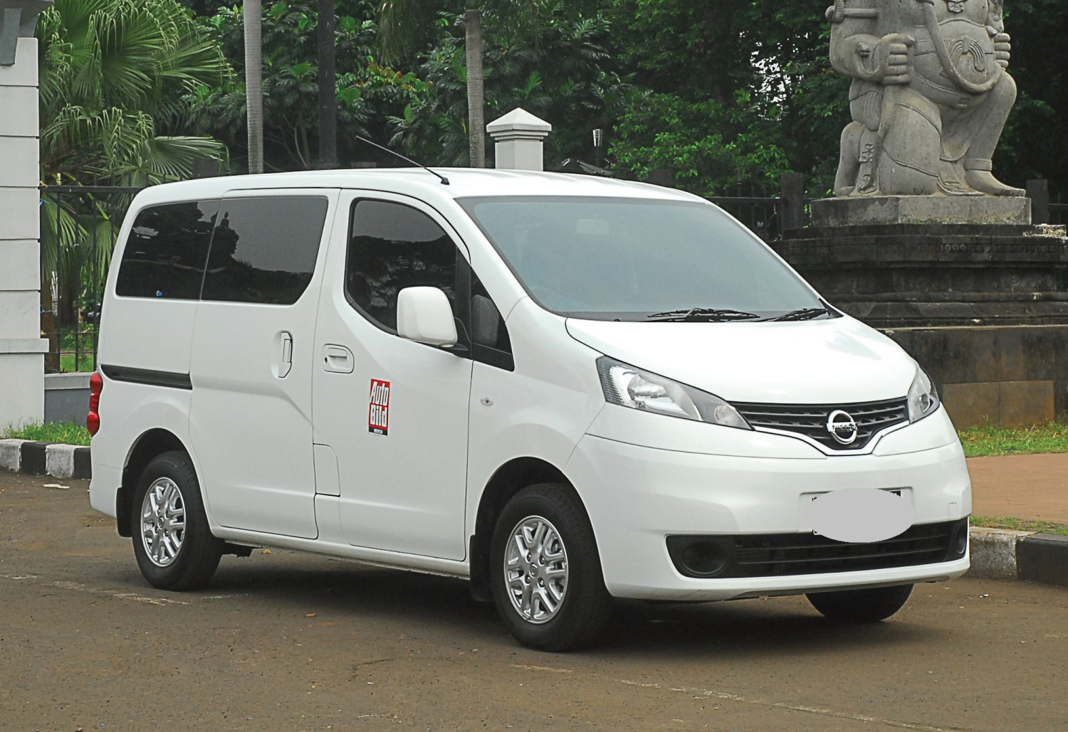 mobil keluarga, mudik lebaran, nissan, evalia, nissan evalia, mobil bekas, Cocok Buat Mudik Sekeluarga, Pertimbangkan 6 Hal Ini Sebelum Beli Nissan Evalia Bekas