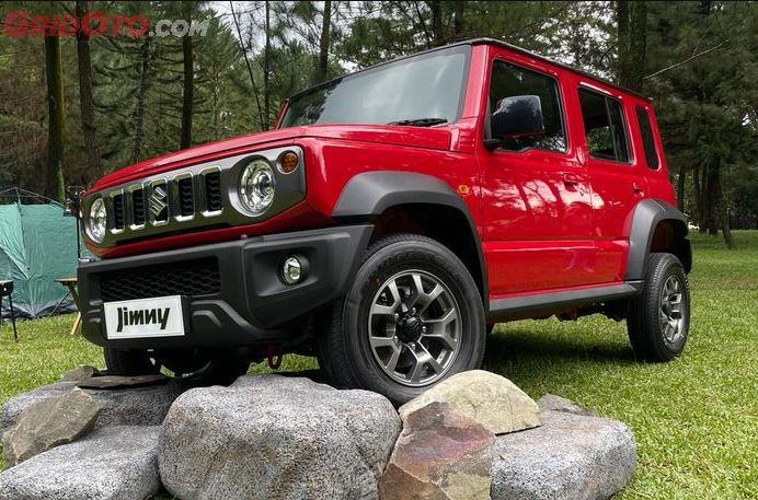 jimny, Suzuki Jimny, Mitsubishi Destinator, Bukan Rival Biasa, Jimny dan Destinator Punya Cerita Sendiri
