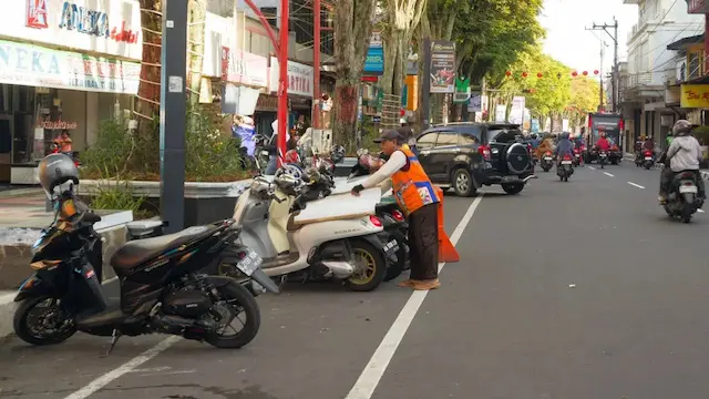 parkir, kota magelang, Tarif Parkir Magelang, Parkir Kota Magelang, Parkir Mobil Magelang, Bikin Iri, Tarif Parkir Resmi di Kota Dekat Yogyakarta Ini Malah Turun Per Januari 2026