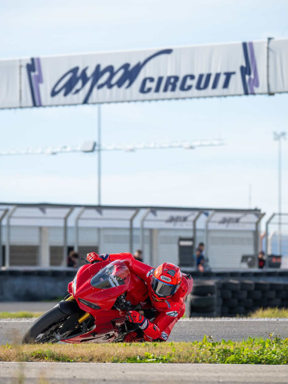 MotoGP, Ducati, tes motogp, marc marquez crash, Baru Pulih Cedera, Comeback Marc Marquez di Lintasan Diwarnai Insiden