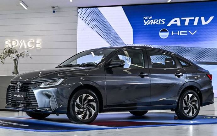 toyota, vios, sedan, gr sport, Toyota Vios Hybrid, Toyota Vios Hybrid Dirilis di Negara Tetangga, Cuma Ngabisin 3,6 Liter Bensin Buat 100 Km