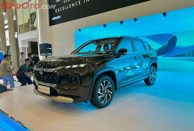 suzuki, grand vitara, suzuki grand vitara hybrid, Pilihan SUV Gagah dan Canggih, Cek Harga Suzuki Grand Vitara Hybrid Januari 2026