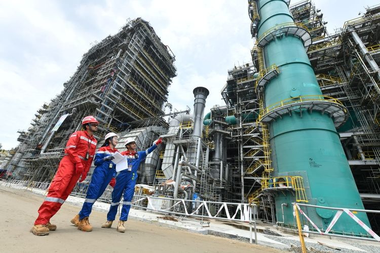 impor, impor bbm, Kilang Pertamina, Refinery Development Master Plan, RDMP Balikpapan, RDMP Balikpapan Diresmikan, Target Produksi BBM Naik dan Impor Menyusut