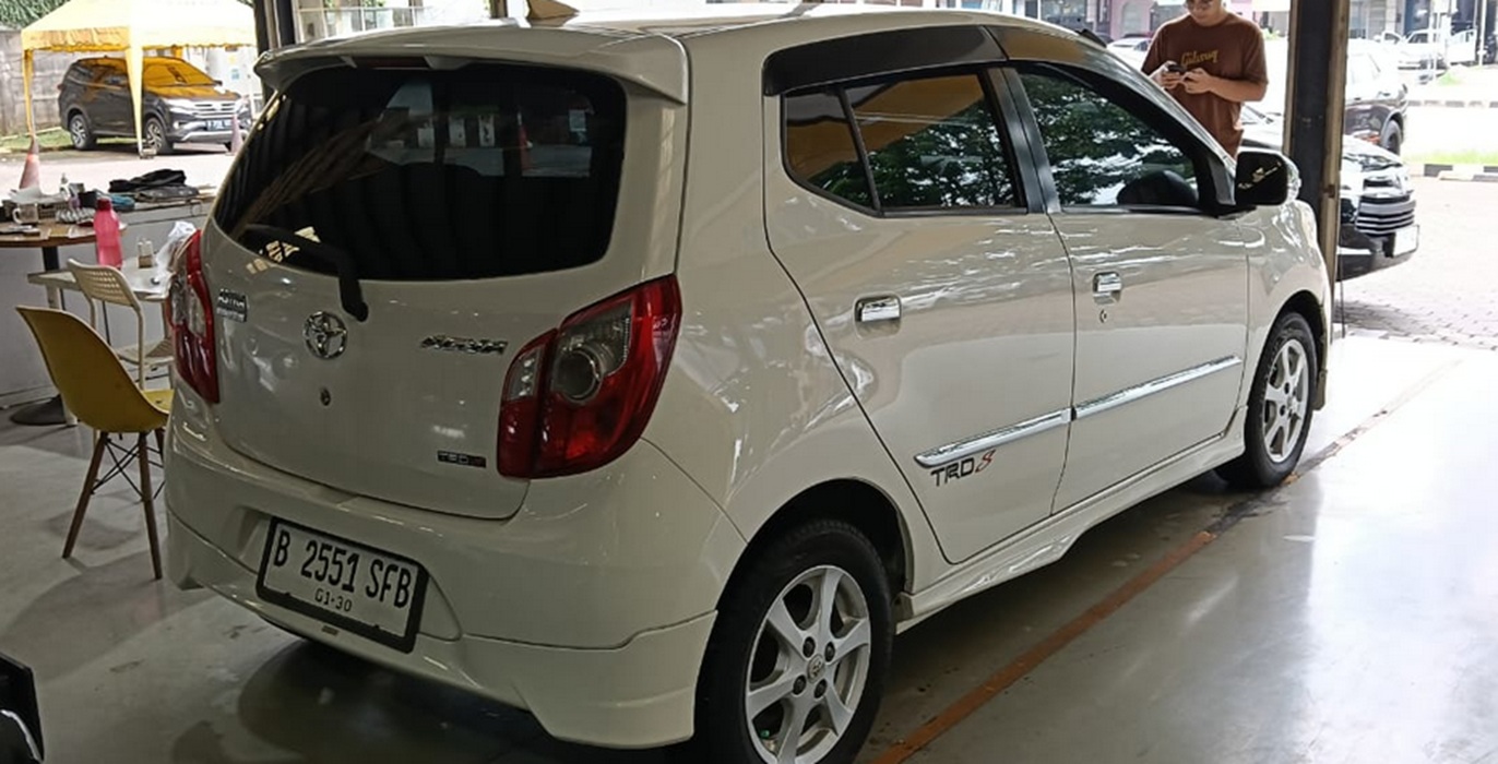 Toyota Agya Bekas, agya bekas, mobil bekas agya, Dago Motor, harga mobil bekas agya, Harga Mobil Bekas Toyota Agya 1.0 Tipe G TRD AT 2015, Dijual Murah