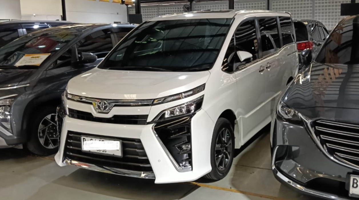 mudik lebaran, Voxy bekas, harga mobil bekas Toyota Voxy, Toyota Voxy Bekas, mobil bekas toyota voxy, MPV Medium, Pilihan MPV Cocok Buat Mudik, Toyota Voxy 2020 Segini Harganya