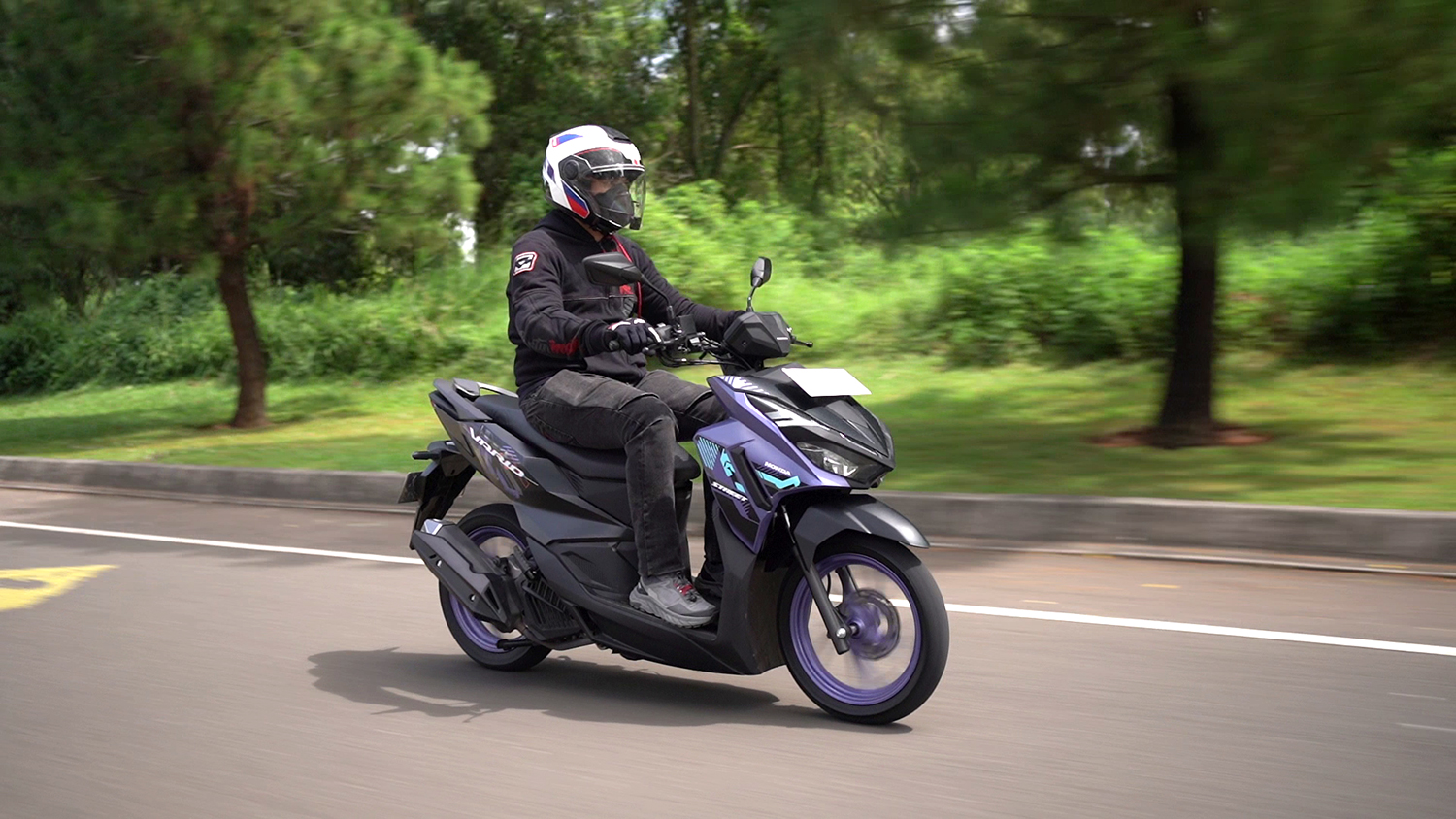 vario 125, vario street, Vario 125 Street, Konsumsi Bensin Honda Vario Street 125 2026 Seirit Apa? Ini Faktanya!