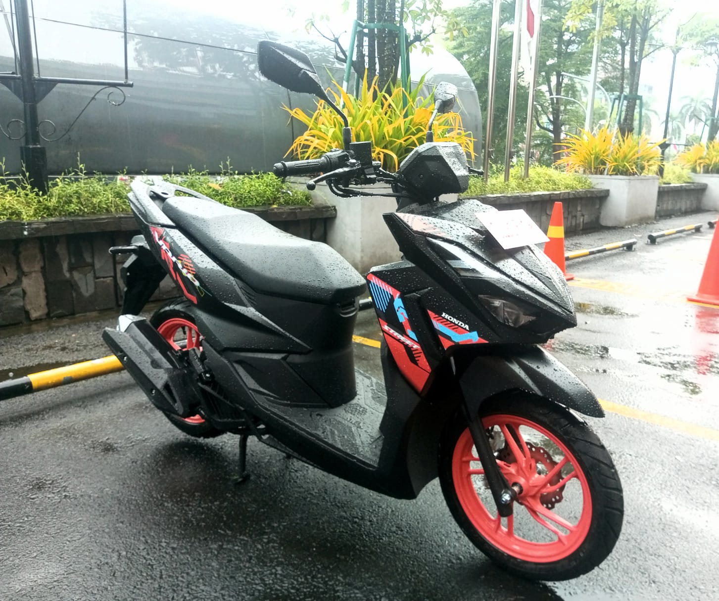 aksesori vario, honda vario 125 street, Vario 125 Street, aksesori Honda Vario 125 street, modif honda vario 125, Panel Instrumen Vario 125 Street Kebesaran? Pakai Ini Auto Ganteng, Cuma Rp 100 Ribuan