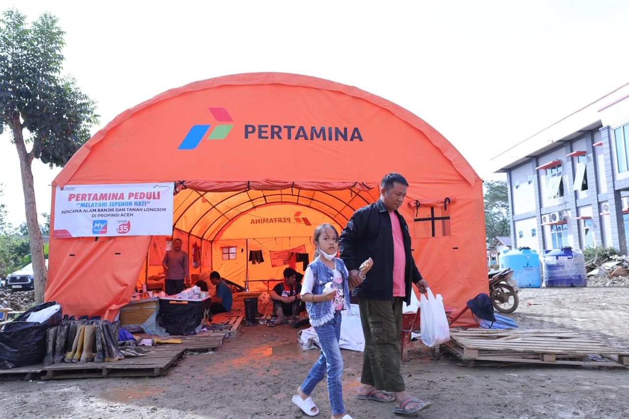 pertamina, pertamina peduli, Bencana Aceh, Pertamina Salurkan Jutaan Liter Air Bersih Bagi Warga Terdampak Bencana