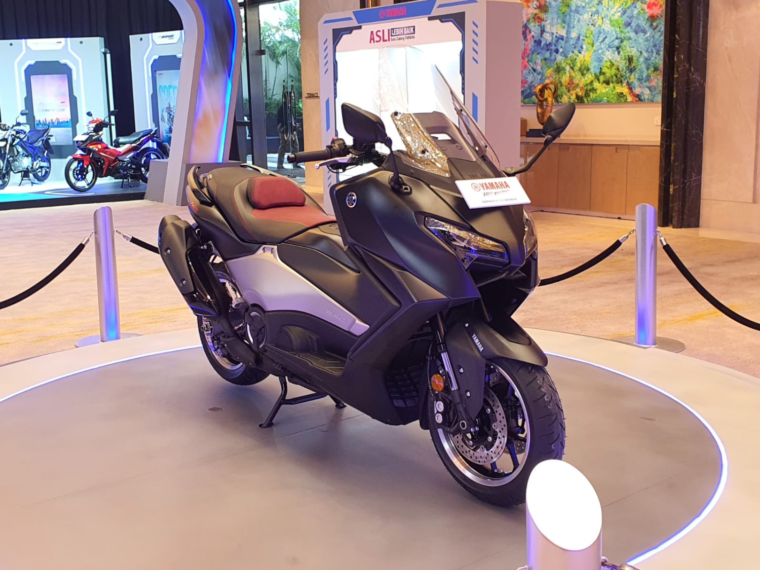 yamaha, yamaha tmax, skutik premium, tmax, Enggak Nyicil, Pembeli Yamaha TMAX di Indonesia Mayoritas Bayar Cash