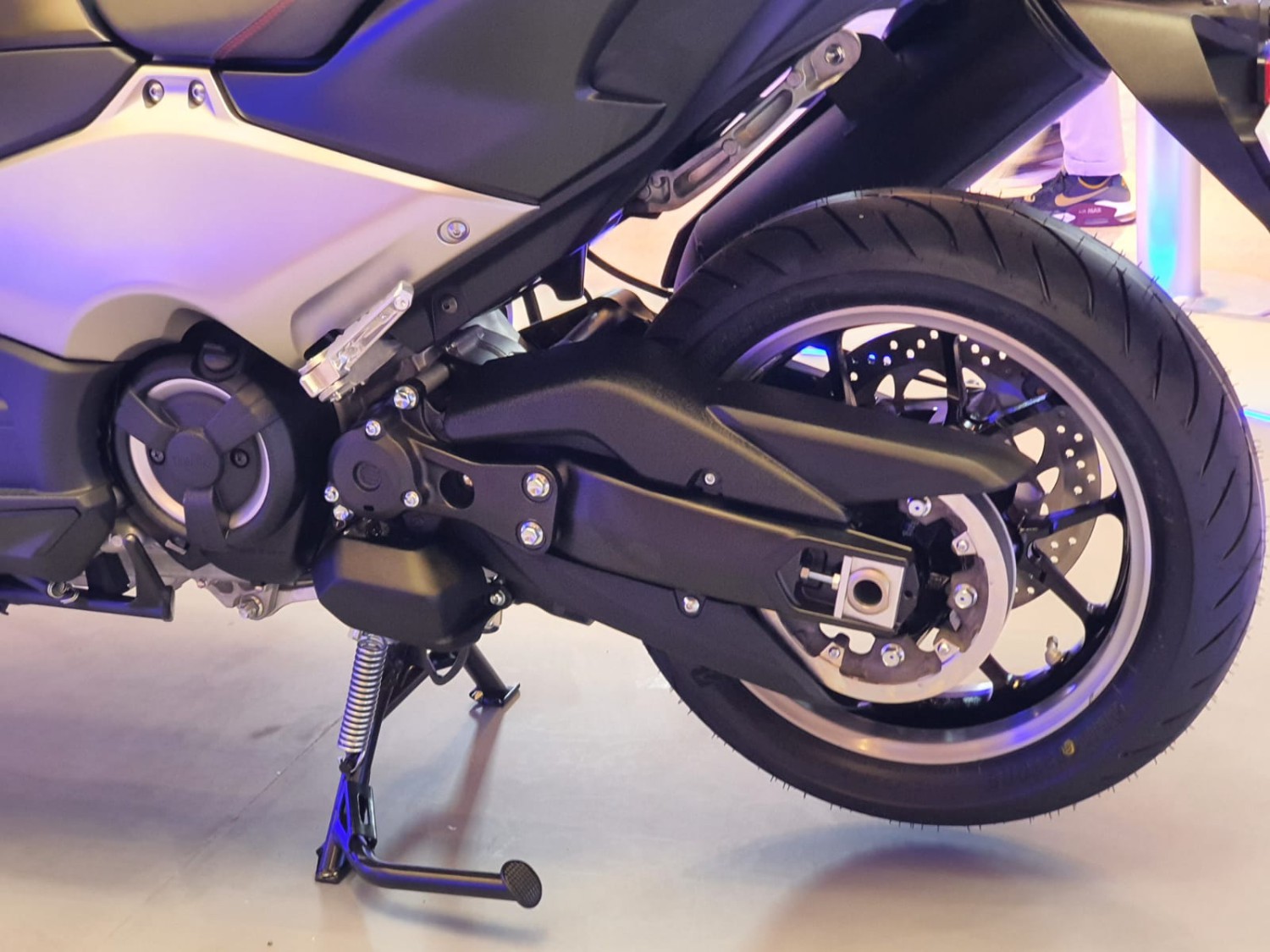 yamaha, yamaha tmax, Volume Oli Mesin, NMAX Turbo, Tiga Kalinya NMAX Turbo, Sebanyak Ini Volume Oli Mesin Yamaha TMAX