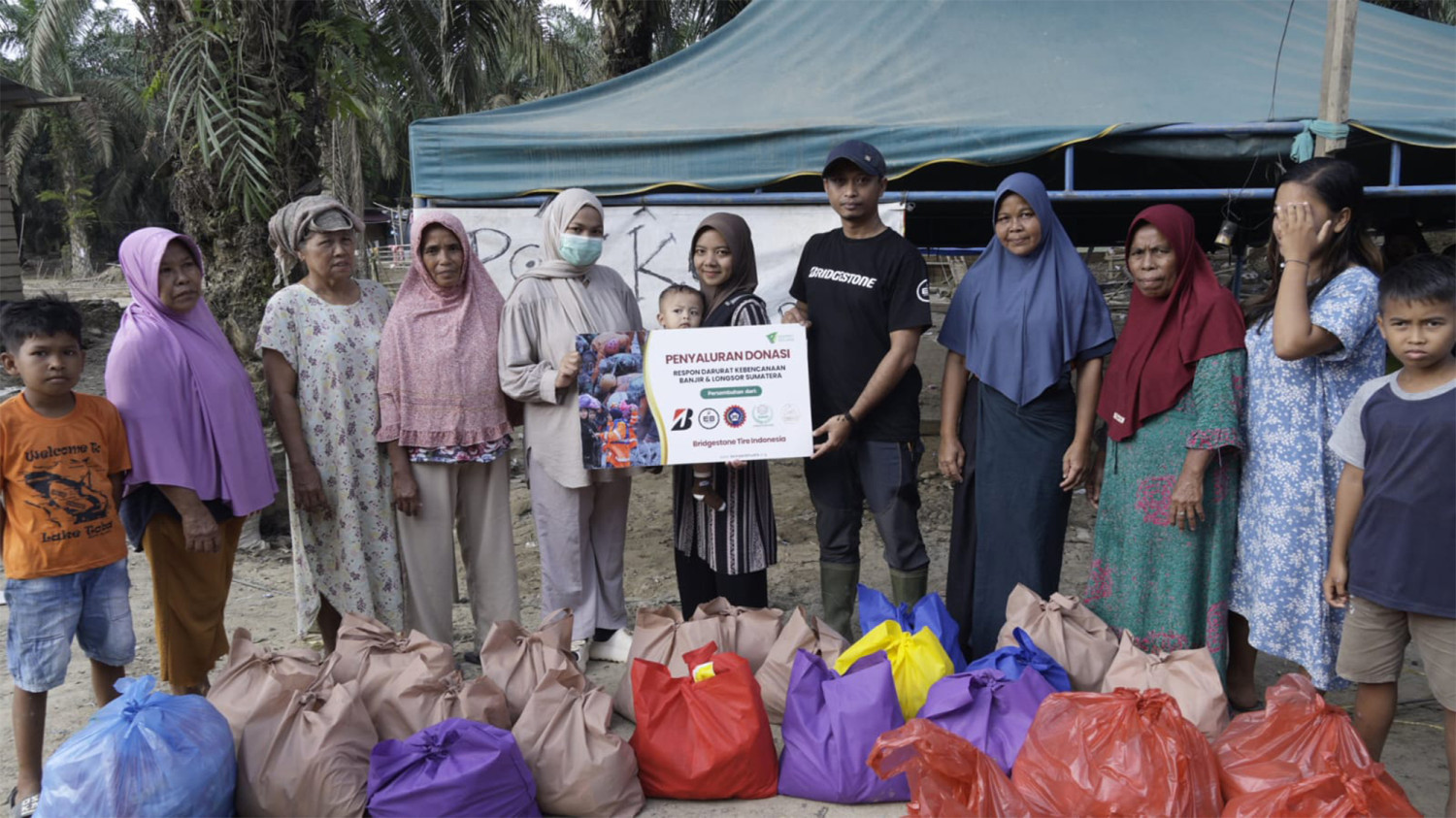 bridgestone, bridgestone indonesia, Road Safety School Program (RSSP), Bridgestone Bantu Bencana Sumatera, RSSP 2025, Tak Melulu Jual Ban, Bridgestone Indonesia Bantu Korban Bencana Sumatera dan Gelar RSSP 2025