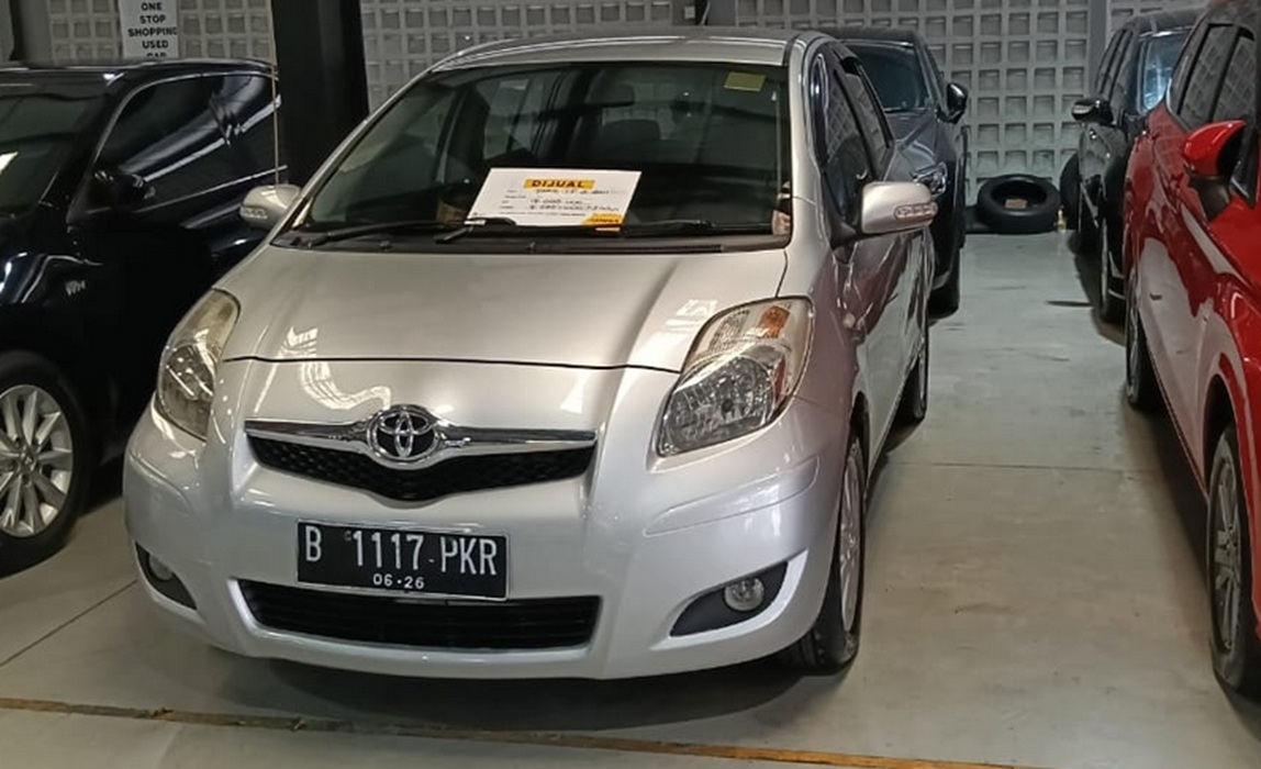 mobil bekas, tips beli mobil bekas, radiator mobil, air radiator mobil, air radiator mobil menetes, Sebelum Deal Mobil Bekas, Tetesan Ini di Kolong Ini Bisa Jadi Masalah Besar saat Mudik