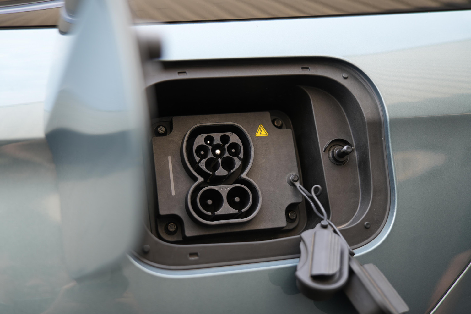 mobil listrik, plug-in hybrid, Jaecoo, JAECOO J8 SHS, Baterai Besar, Sejauh Ini Jarak Tempuh Elektrik JAECOO J8 SHS