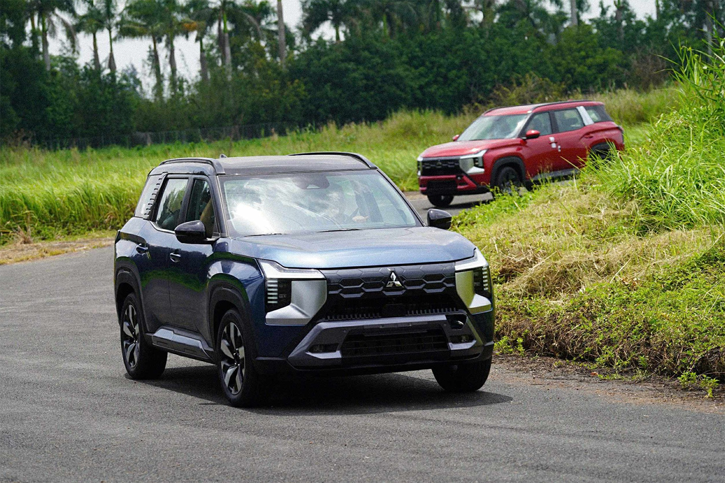 jimny, Suzuki Jimny, Mitsubishi Destinator, Bukan Rival Biasa, Jimny dan Destinator Punya Cerita Sendiri