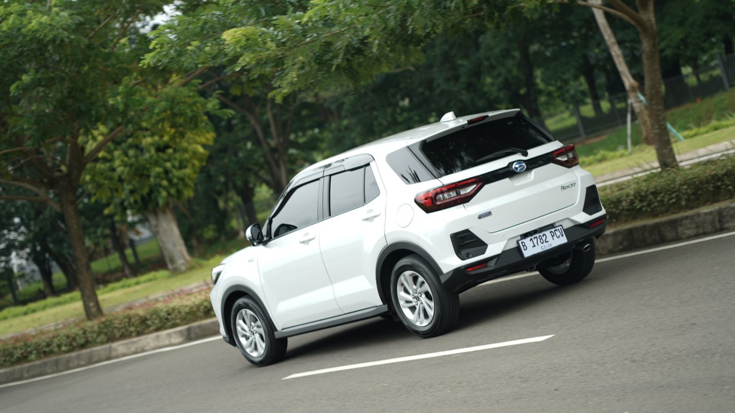 rocky, daihatsu rocky, E-Smart Hybrid, Daihatsu Rocky e-Smart Hybrid, Rocky Hybrid, Kencang dan Irit, Ternyata Ini Kelemahan Daihatsu Rocky Hybrid
