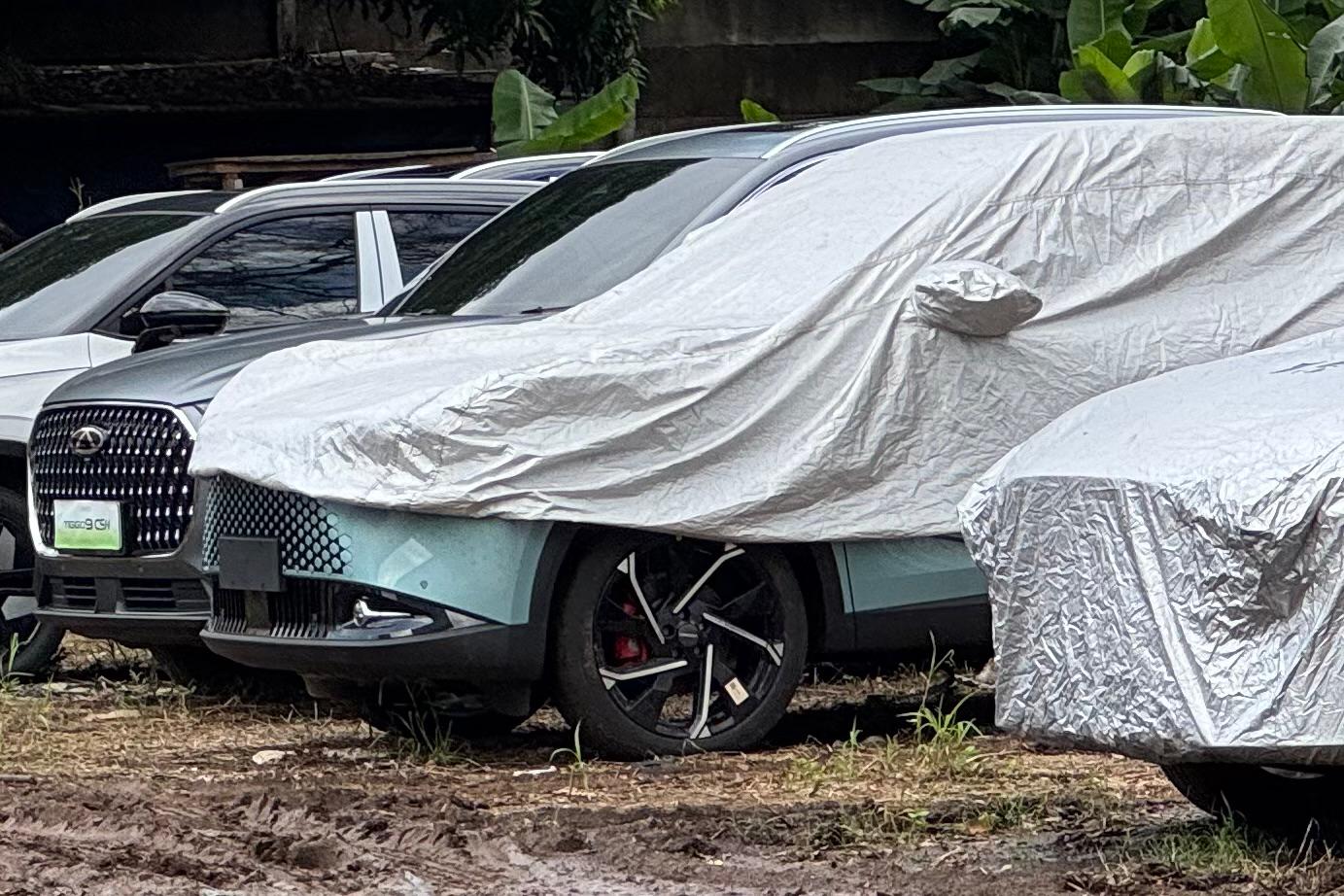 Omoda, Omoda 7, Chery Group, Sempat Terpergok Di Parkiran Jakarta, Intip Spesifikasi OMODA 7