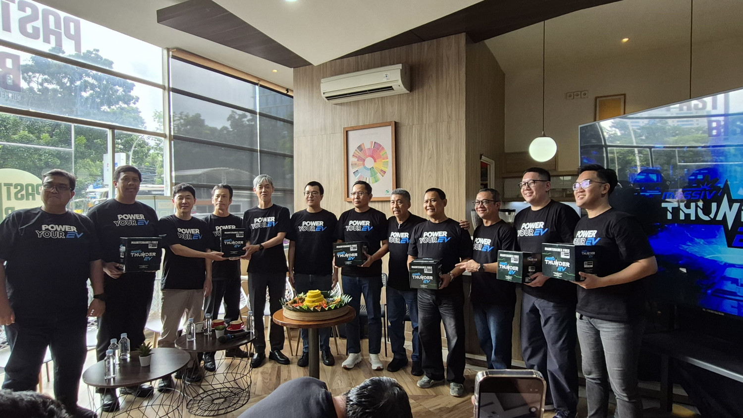 mobil, mobil listrik, massiv thunder, Massiv, Pertama di Indonesia! Massiv Perkenalkan Aki 12V Khusus Mobil Listrik