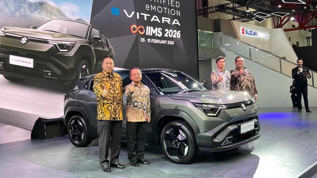 suzuki, mobil listrik, SUV Listrik, IIMS 2025, Suzuki eVitara, eVitara, Suzuki Ikut Main di Mobil Listrik, Segini Harga eVitara di IIMS 2026