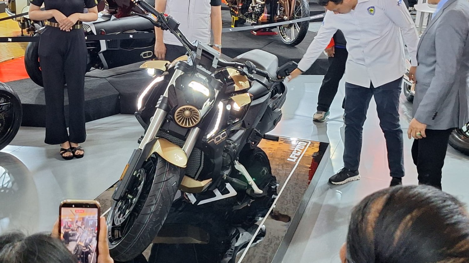 Benelli Motor Indonesia (BMI), IIMS 2026, Morbidelli T502, Benda LFC 700 Pro, Morbidelli T502X dan Benda LFC700 Pro Resmi Meluncur di IIMS 2026, Langsung Diskon Rp 10 Juta!