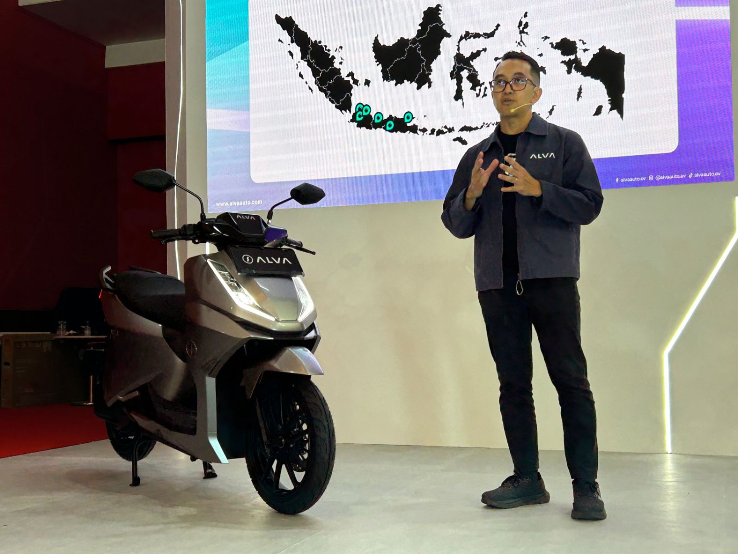 iims, motor listrik, alva, Alva N3, IIMS 2026, ALVA Luncurkan N3 Next Gen di IIMS 2026, Charge Cepat, Jarak Tempuh Lebih Jauh