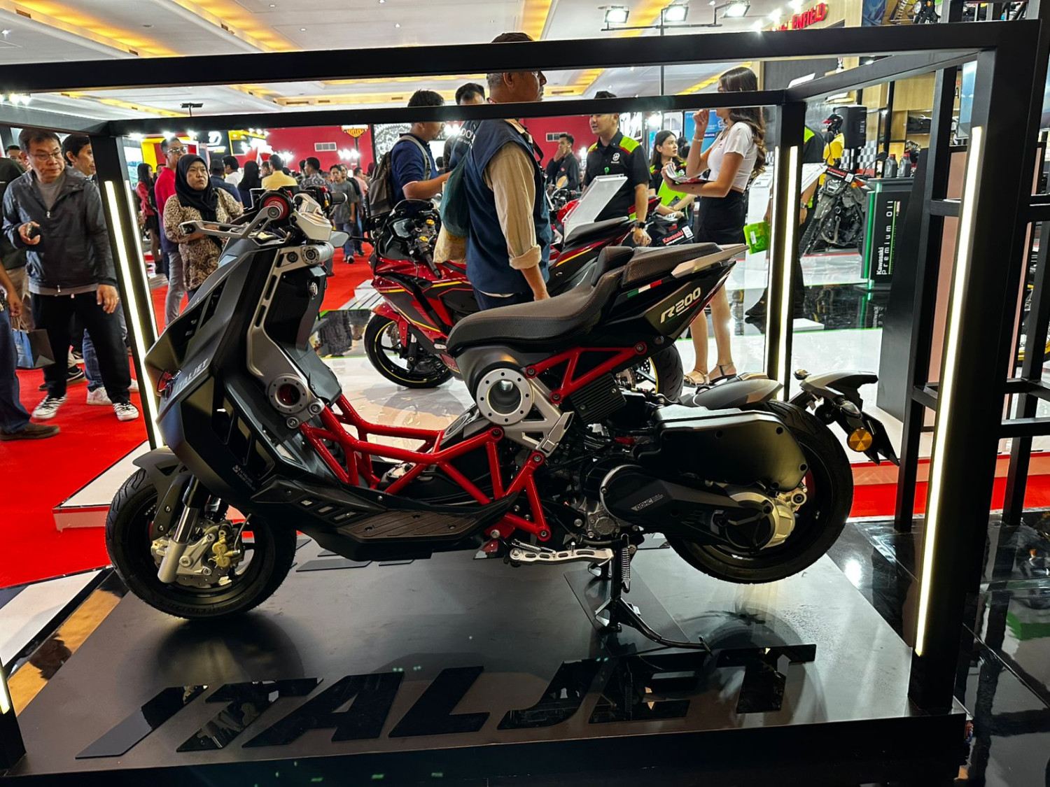 motor baru, Italjet Indonesia, IIMS 2026, Italjet Dragster R200, Italjet 700 Twin, Italjet Indonesia Hadirkan 700 Twin dan Global Launch Dragster R200 di IIMS 2026