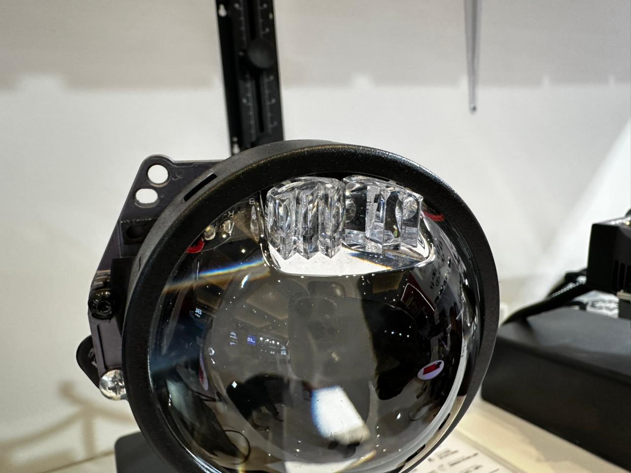 BiLED, lampu biled, Lampu BiLED Autovision, Autovision BiLED, IIMS 2026, Autovision Nexora ACL, Autovision Hadirkan BiLED Projector Nexora ACL, Punya Lampu Tambahan Menyala Saat Belok