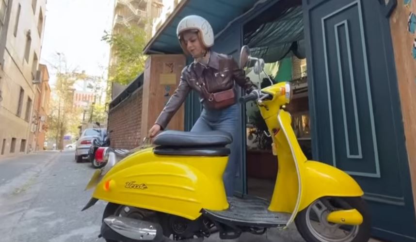 iran, wanita iran, SIM Wanita Iran, Aturan Mengendarai Motor Iran, Wanita Boleh Mengemudi, Cita-cita Wanita di Negara Iran Terwujud, Kini Resmi Boleh Bikin SIM dan Naik Motor