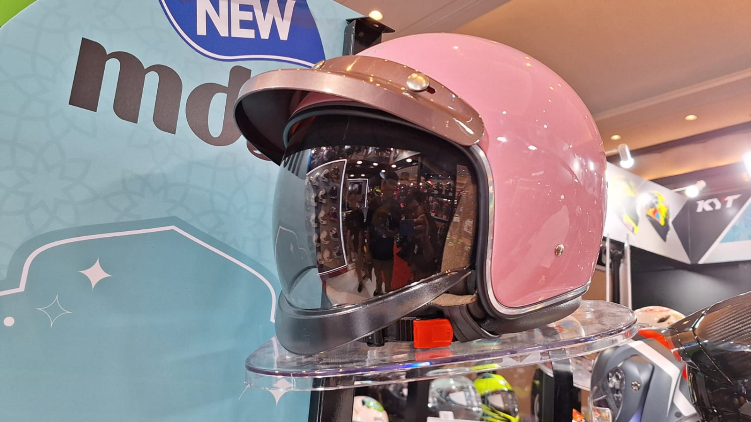 helm, IIMS 2026, HER WHEELS, MDS Magna, Ada Warna Pastel, Segini Harga Helm MDS Khusus Perempuan Berhijab